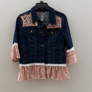 Wrangler Blue and Pink Lace Jean Jacket.  #Boho #upcycled